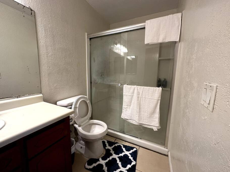 Comfortable House W/ Wi-Fi/Tv - Turlock,Ca Экстерьер фото